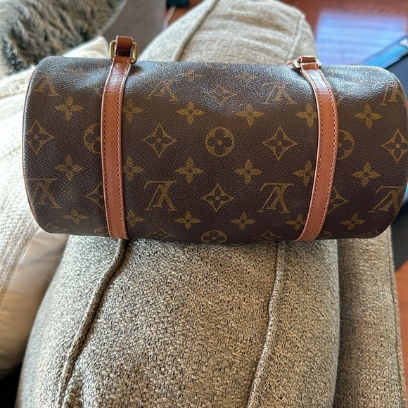 Louis Vuitton Monogram Papillon 26 Handbag - Picture 7 of 11